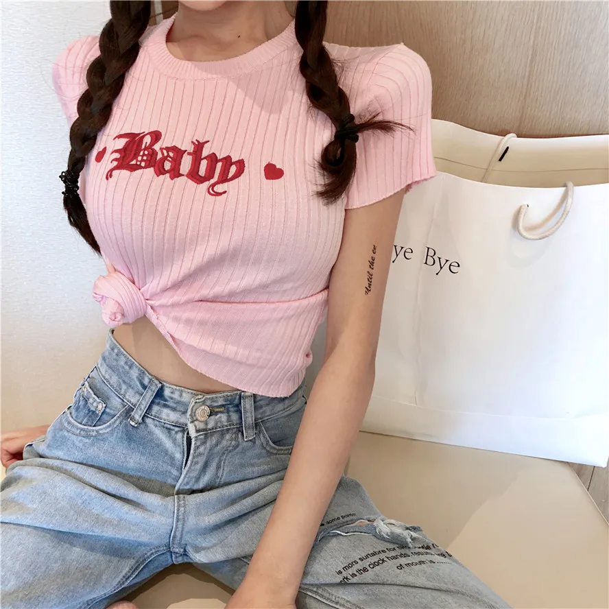 

2018 New kawaii tshirt cute sweet style babe heart embroidery T-shirt in pink Harajuku kpop knitted T Shirt women Streetwear