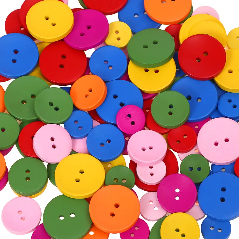 100pcs 1.5cm 2-Hole Wooden Buttons with Christmas Colored Pattern