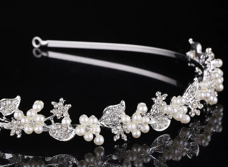Romantic fashion rhinestone crystal pearl headdress, silver wedding tiara with the bride contracted hair Hairwear flower gir