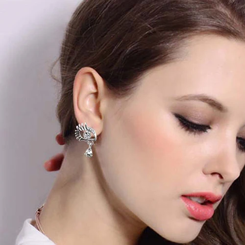 

Fashion Women Earrings Crystal Rhinestone Eye Tear Pendant Eyelash Earrings Eardrop Jewelry Female Gift