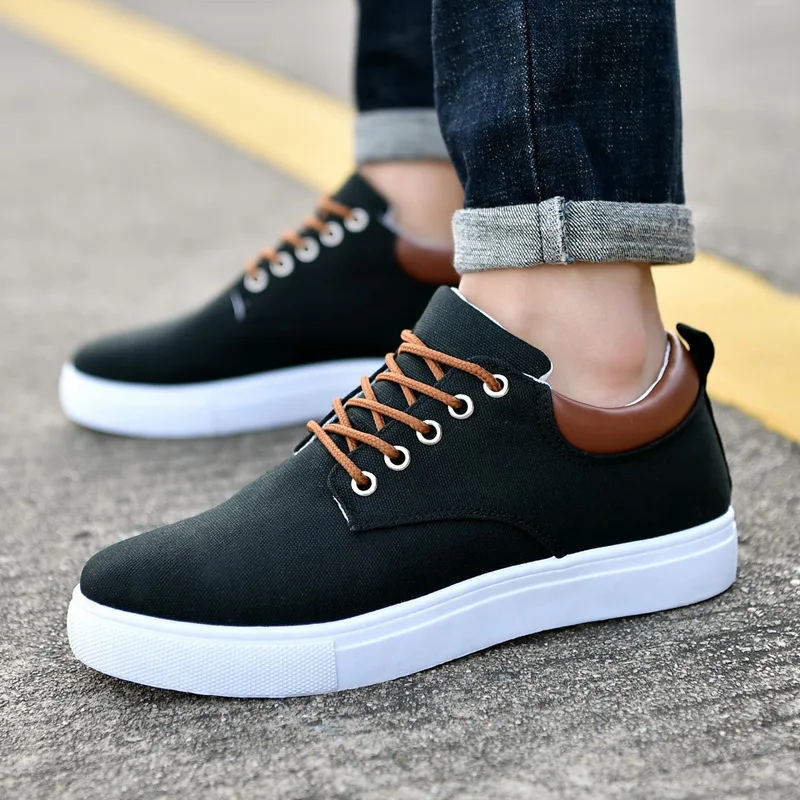 

Fashion Brand Men Shoes Casual Flats Summer Spring Men Loafers Black White Comfortable Soft Canvas Shoes Man Sneakers Size 39-47