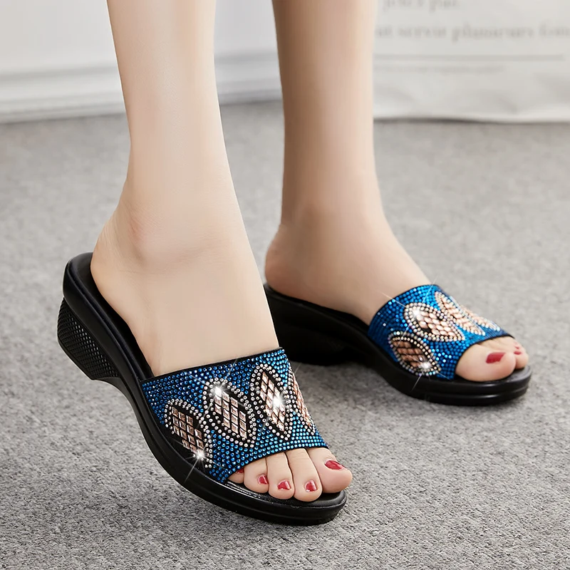 

Summer Fashion Women's Shoes Genuine Leather Slippers Non-Slip Female Sandals Casual Rhinestones Mother Slippers Mixed Colors
