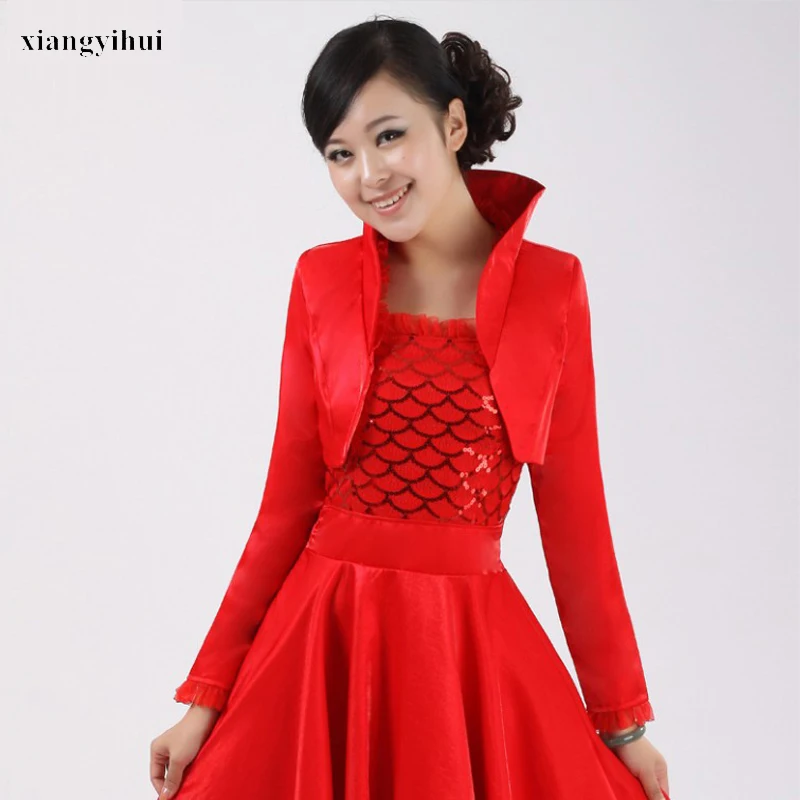 Giacca rossa Da Sposa Primavera e Autunno Raso a maniche Lunghe Bolero di  Cerimonia Nuziale 100% di Alta Qualità di Buona Qualità Europeo di Design  Semplice|cape women|coat designcoat holder - AliExpress