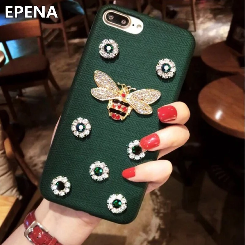 BUEN FIN 2018 protector en tacto piel con abeja y brillitos para iPhone