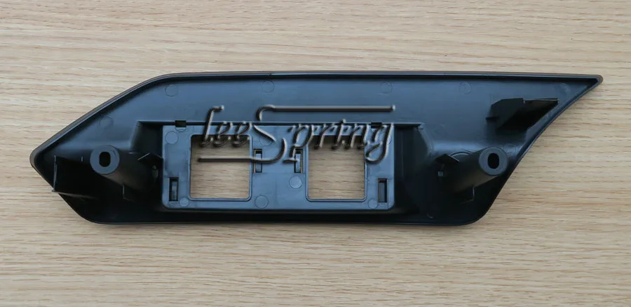 Best 10.25 inch Car Multimedia Player for Mercedes Benz E Class W212 S212 2012-2014 with GPS Navigation MP5 Wifi 5