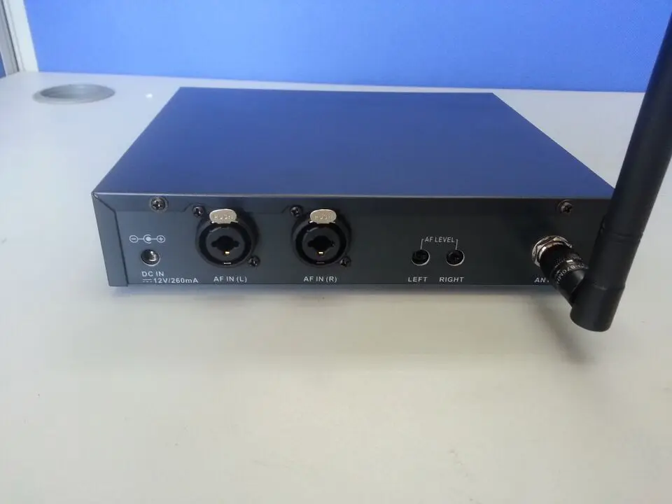 Professional Wireless In Ear Monitor System for