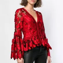 Зимняя женская модная красная блузка, рубашка, сексуальная с v-образным вырезом, открытая, с расклешенными рукавами, женская рубашка, высокое качество, женские топы, кружевная блузка