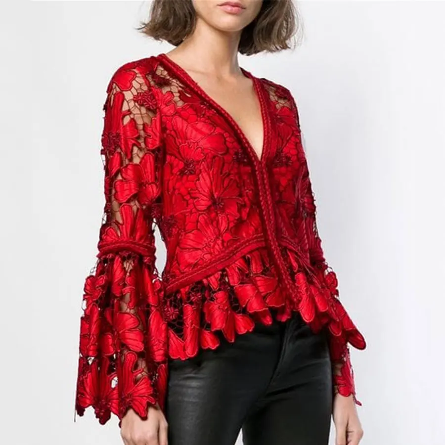 

2018 Winter Women Fahsion Red Blouse Shirt Sexy V-neck Hollow Out Flare Sleeve Women Shirt High Quality Women Tops Lace Blouse