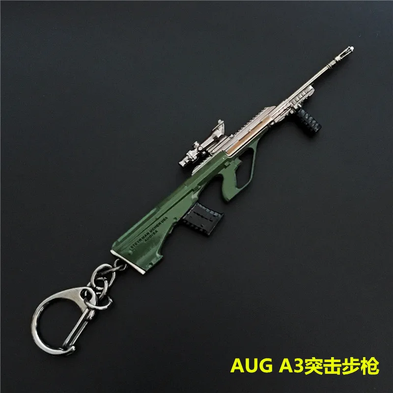 AUG Игра PUBG брелок Playerunknown Battlefield косплей реквизит брелок llaveros 98K AWM Мини Подвеска для фанатов 10 см подарки - Цвет: AUG