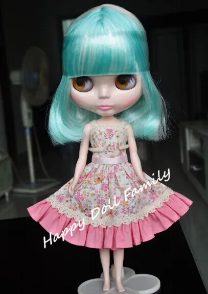 

nude Blyth doll, 12" doll, mixed color, creamy white in green, short hair, small defective items, eyechip color is random