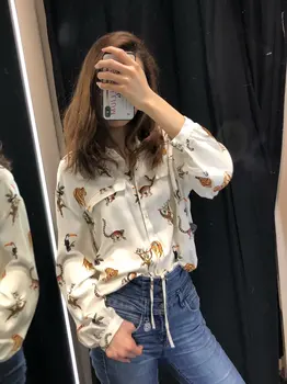 

2019 Women's new animal print short shirt