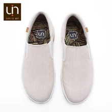 Серия UIN Tijuana; сезон осень-зима; женская обувь на плоской подошве с круглым носком; удобные лоферы без шнуровки; однотонная базовая обувь; уличные кроссовки