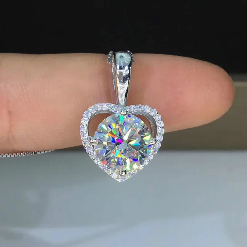 

1ct Carat Moissanite Pendant necklace heart shape D Color 6.5mm Moissanite pendants S925 Pure Silver Platinum Plated Free Chain
