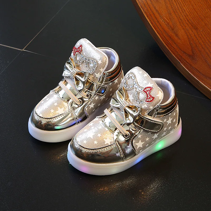 Spring Autumn Children's Sneakers With Light Kids Girls Toddler Casual Shoes With LED Light Up Luminous Sneakers SH19052