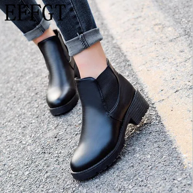

EFFGT 2017 new Hot style Fashion women boots Round head thick bottom PU leather waterproof woman Martin boots free shipping