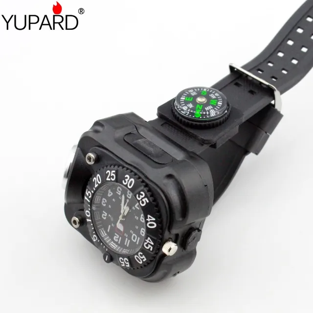 YUPARD Tactische Kompas Zaklamp Oplaadbare Q5 LED Horloge Zaklamp ... YUPARD Tactische Kompas Zaklamp Oplaadbare Q5 LED Horloge Zaklamp ...