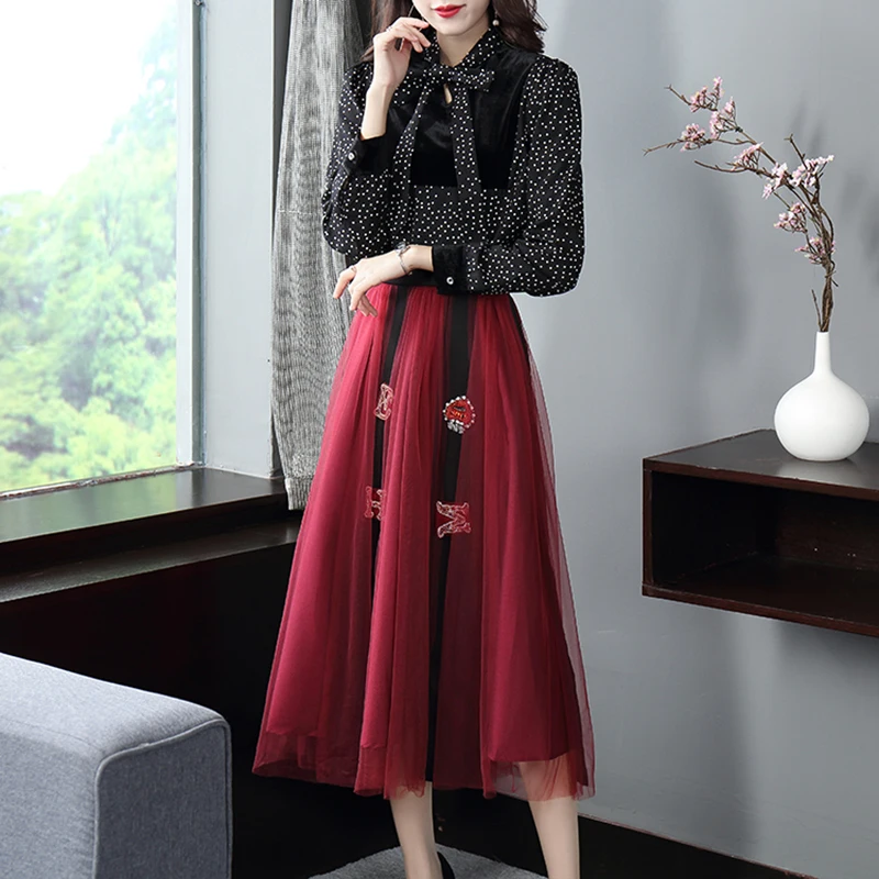 HIGH QUALITY New Fashion 2021 Runway Suit Set Women's Long Sleeve Bow Collar Dot Blouse Shirt Gauze Skirt |