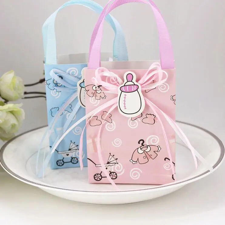 

24pcs Pink / Blue Baby Shower Paper Candy Boxes Hand Bags Babyshow Decoration Candy Bags Return Present Giveaways Mini Gift Bags