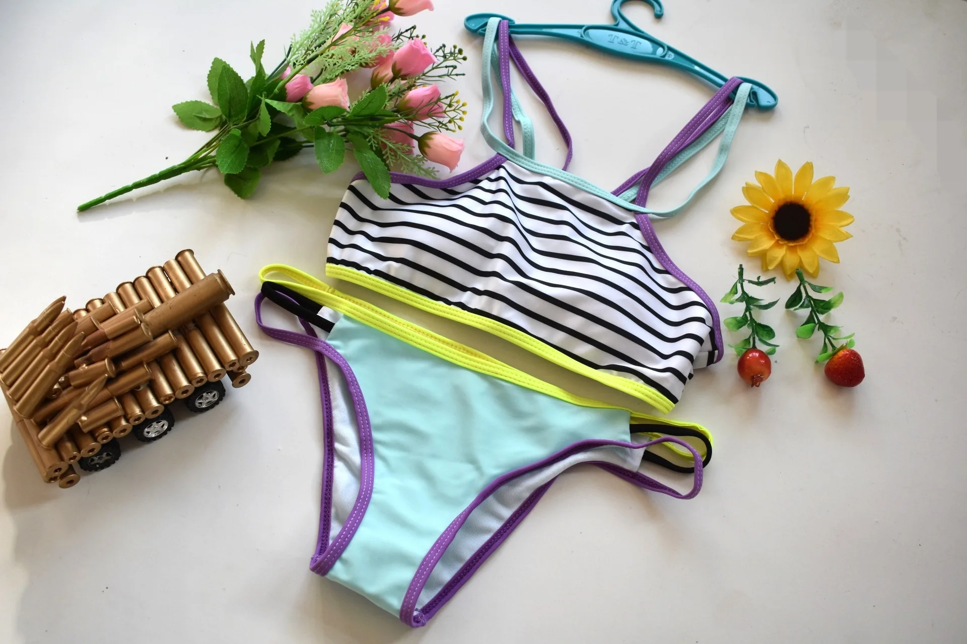 2017 New Stripped High Neck Patchwork Bikini Set Swimsuit Bathing Suit Swimwear Beachwear In