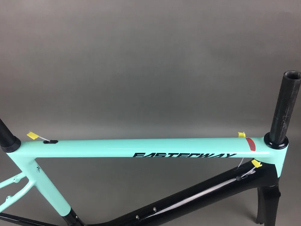 Clearance light blue 2018 TAIWAN FASTERWAY classic carbon road frameset UD weaves carbon bike frame:Frameset+Seatpost+Fork+Clamp+Headset 195