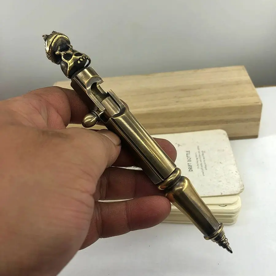 

EDC Writing Tools Handmade Welding Brass Frog Skull Ballpoint Pen Creative Retro Bolt Type Tactical Pen
