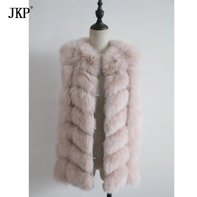 Рисунок 3 - Женский жилет из натурального Лисьего меха