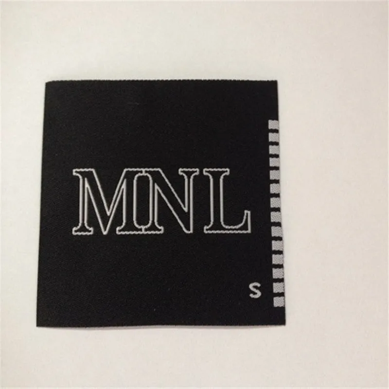 

Custom 6.2*7CM Garment Woven Label Clothing Label