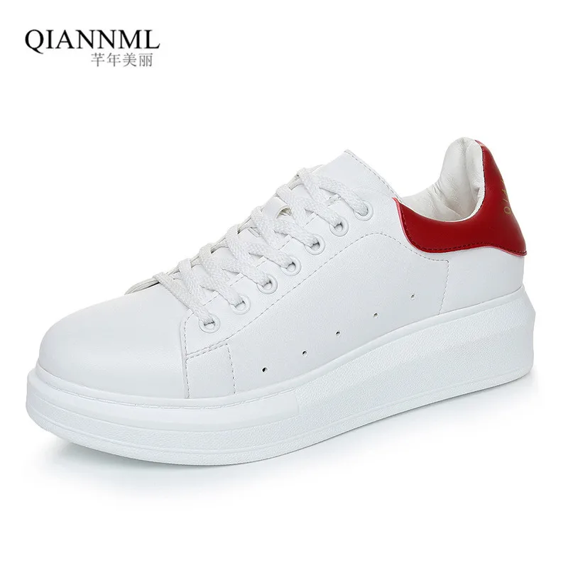 الربيع الخريف المرأة أحذية منصة 2019 تنفس رياضية بيضاء عارضة أحذية تزلج السيدات الشقق زائد حجم 42 41 43