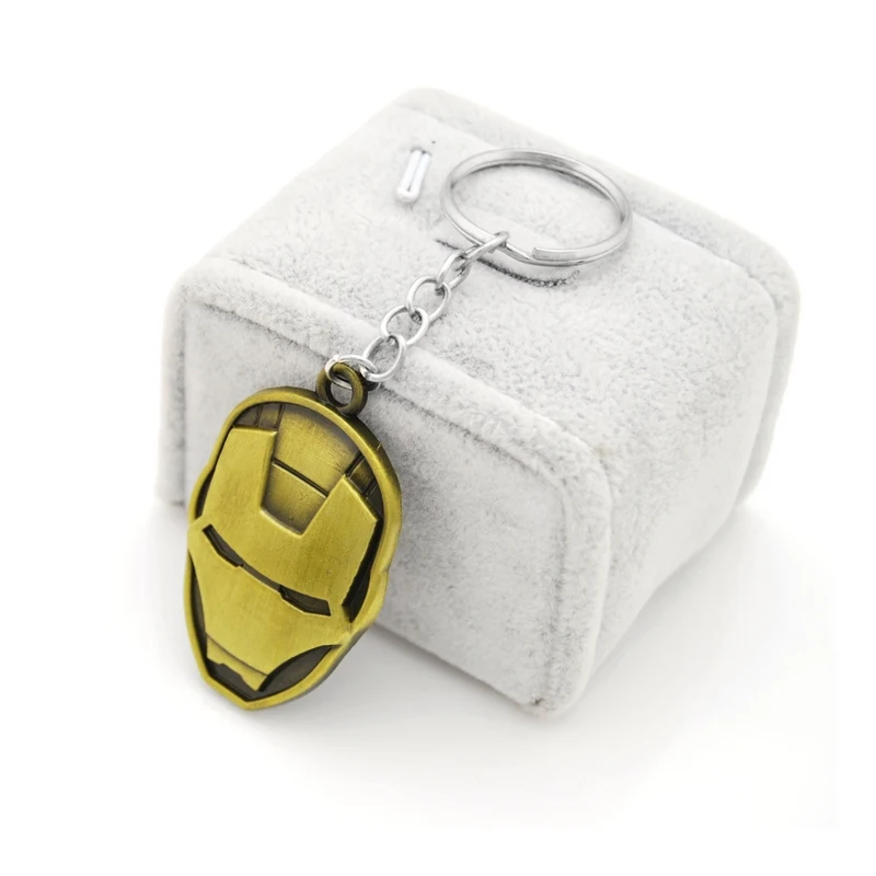 

Comics Super Hero Avengers Iron Man Mask Metal KeyRings Key Chains Purse Bag Buckle Key Keychains Holder Accessories Male gift