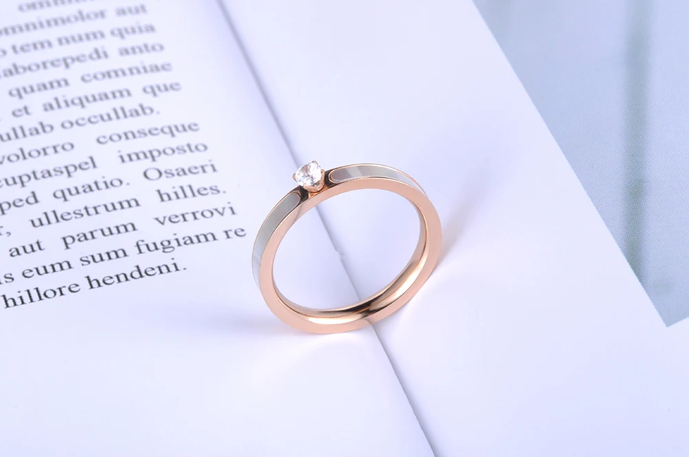 Lokaer кольцо из нержавеющей стали розовое золото цвет AAA циркон сверкающие стразы и белый корпус для подарка на Рождество для девушек и женщин R18146