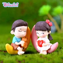 Best Price 2pcs Moon Lover Dating Models Boy Girl Miniatures Figurines Couple Fairy home Garden Wedding Doll Decoration Girl toy gift Best Price 2pcs Moon Lover Dating Models Boy Girl Miniatures Figurines Couple Fairy home Garden Wedding Doll Decoration Girl toy gift