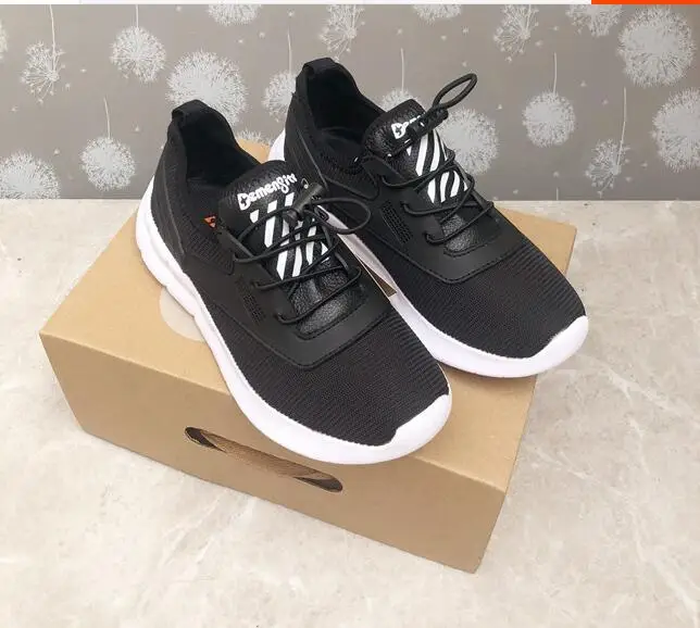 

Children's breathable mesh black spring and autumn sports shoes
