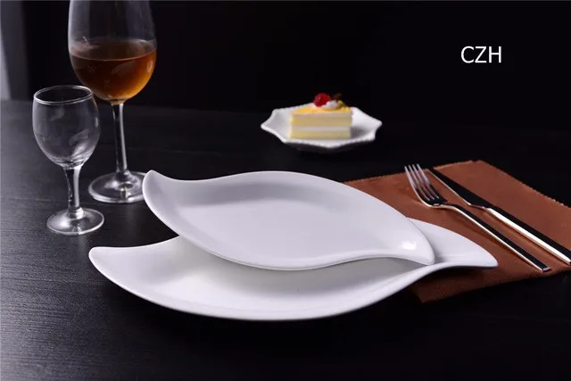 2 шт., набор керамических сервировочных тарелок неправильной формы, декоративная фарфоровая обеденная тарелка, посуда для кондитерских изделий, пудинга и закусок