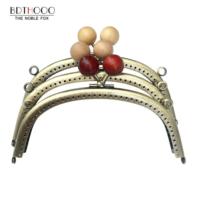 

10pcs/ Lot 16.5cm Bronze Metal Purse Frame Clasp Bags Handles for Coin Purses Clutch Handbag Accessories Bag Kiss Clasp Lock