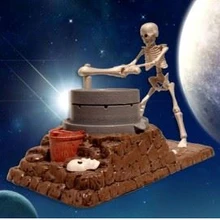 Номер побега вставить монеты кобыла деньги реквизит для лабиринта реальной жизни побега комнаты игра падение правильные монеты, чтобы избежать