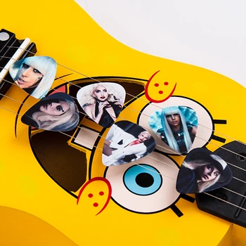 

SOACH 50pcs 0.46/0.71/1.0mm Acoustic guitar picks bass Musical Instruments Fashion charm girl guitar paddle/ukulele accessories