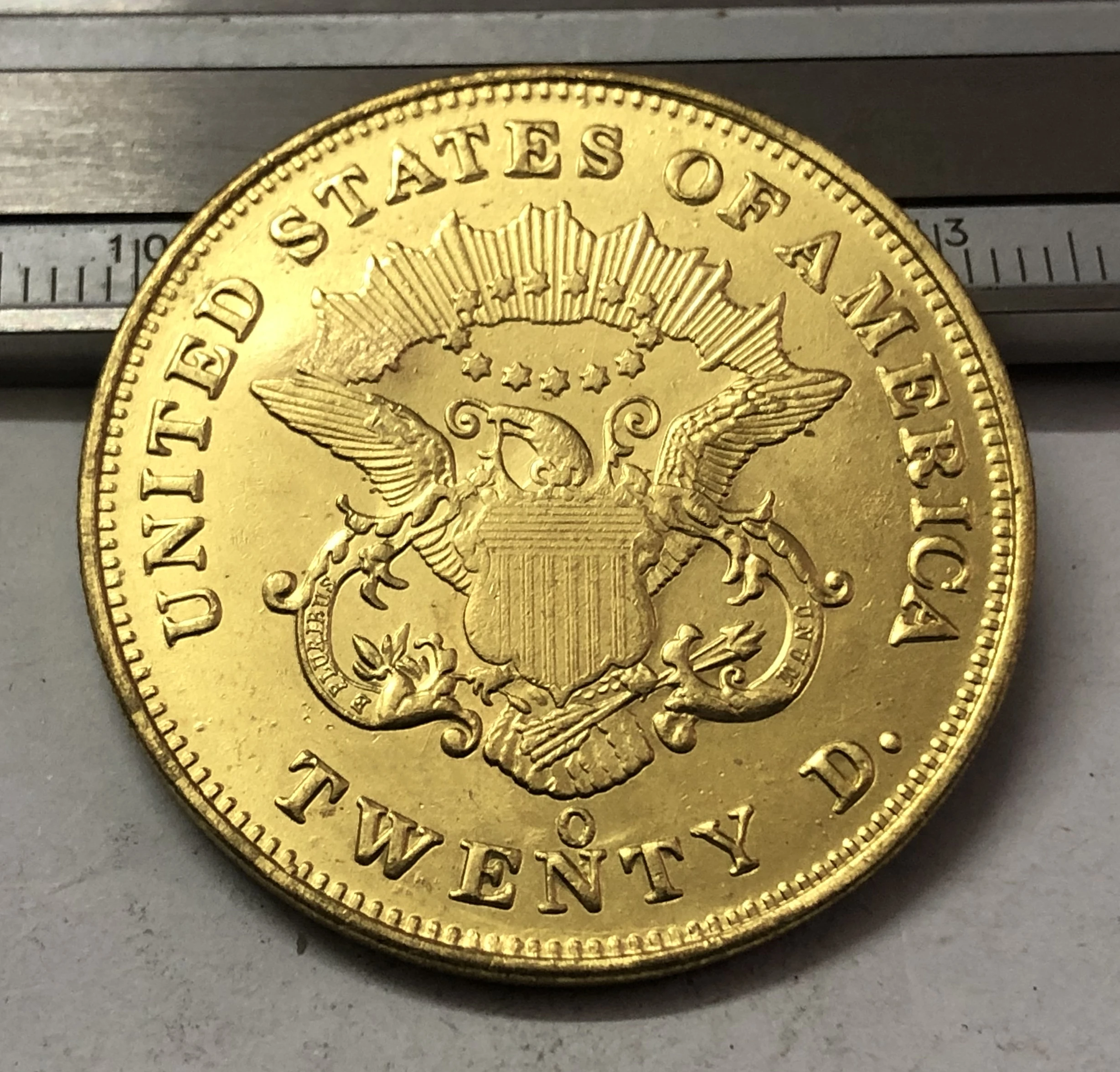 1851 P.O.S США LIBERTY HEAD(без девиз на обратном направлении)$20 позолоченный Имитация монеты