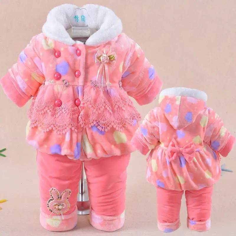 Коллекция года, модные зимние хлопковые комплекты для маленьких девочек пальто с капюшоном для малышей+ рубашка+ штаны, 3 предмета, толстый теплый костюм для маленьких девочек, одежда, W148 - Цвет: aixin xiguahong