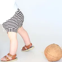 Шорты для маленьких мальчиков и девочек, детские брюки, повседневные свободные спортивные хлопковые шорты в полоску, летняя Ночная одежда для малышей, SK100