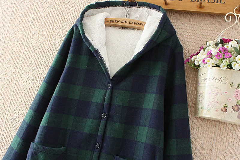 Women Winter Long Cotton Padded Jacket Plaid Wool Added Coats Women 2018 New Long Hooded Winter Jackets Big Size Loose Coat AS027 (14)