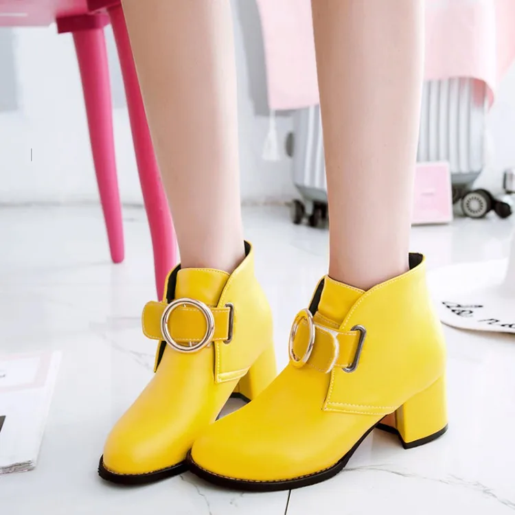 

Big Size 11 12 13 14 15 16 17 Ma'am Coarse heel Short boots Pure color Metal decoration Boot barrel High heel boots