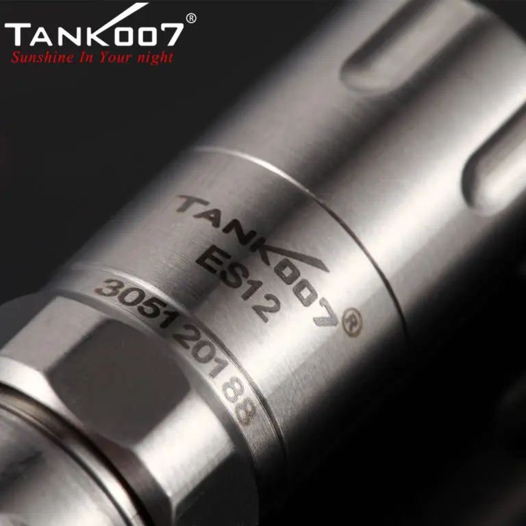 ES12-Mini-flashlight-120lumen-6-768x768