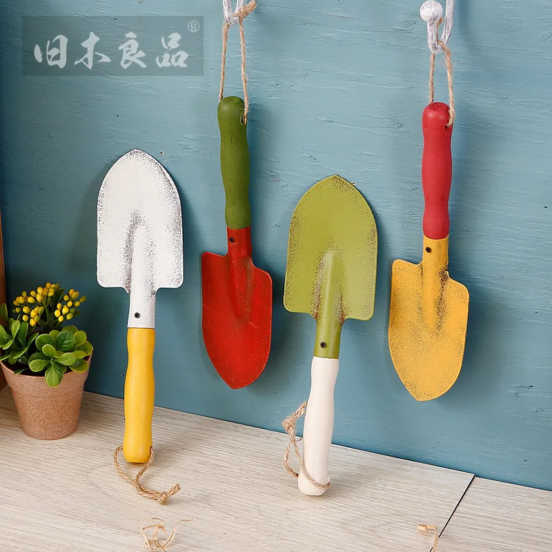 

Children's tree planting and digging small shovels gardening metal crafts