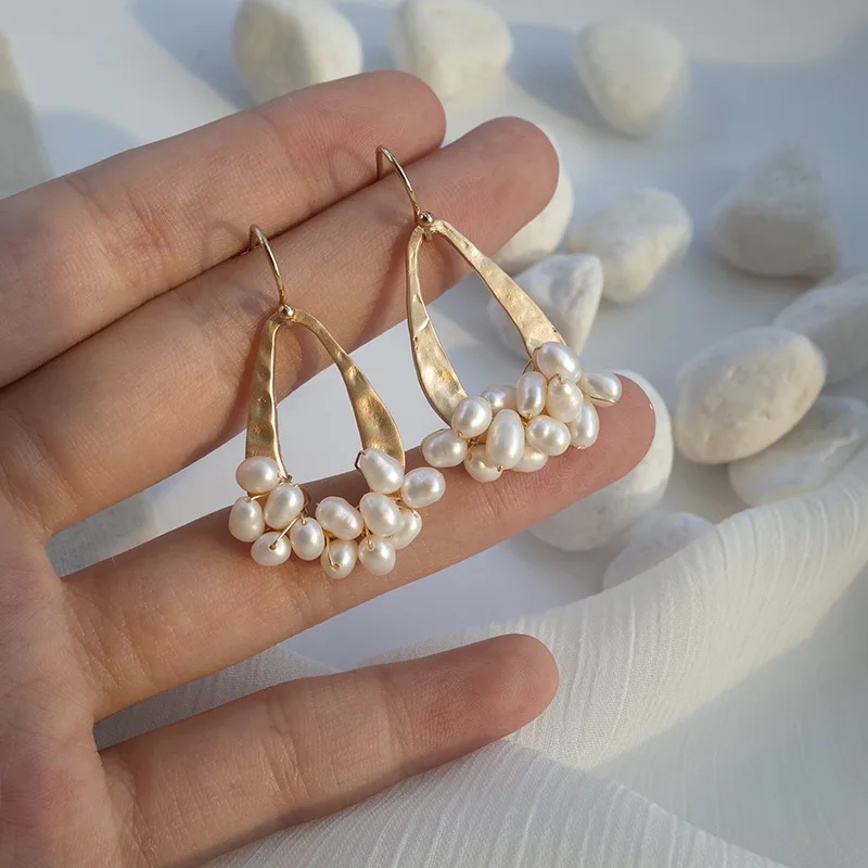 

Retro Imitation Pearls Dangle Earrings for Women Gold Color 2019 Fashion Jewelry Simple Ladies Party Earring Girls Gift
