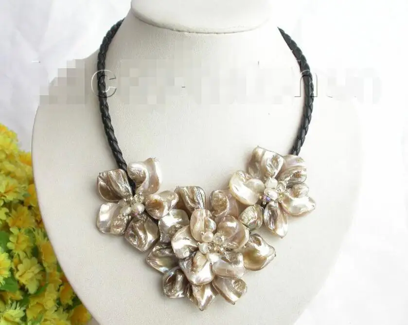 

FREE SHIPPING>>>@@ handcraft bloom white seashell pearls choker leather necklace GIFT j7769@^Noble style Natural Fine jewe S