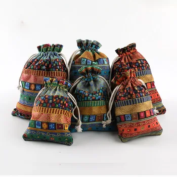 

10pcs Striped Fabric Drawstring Gift Bags Bohemian Jewelry Pouches Cloth Packaging for Christmas Party Favor Supplies 10x14 cm