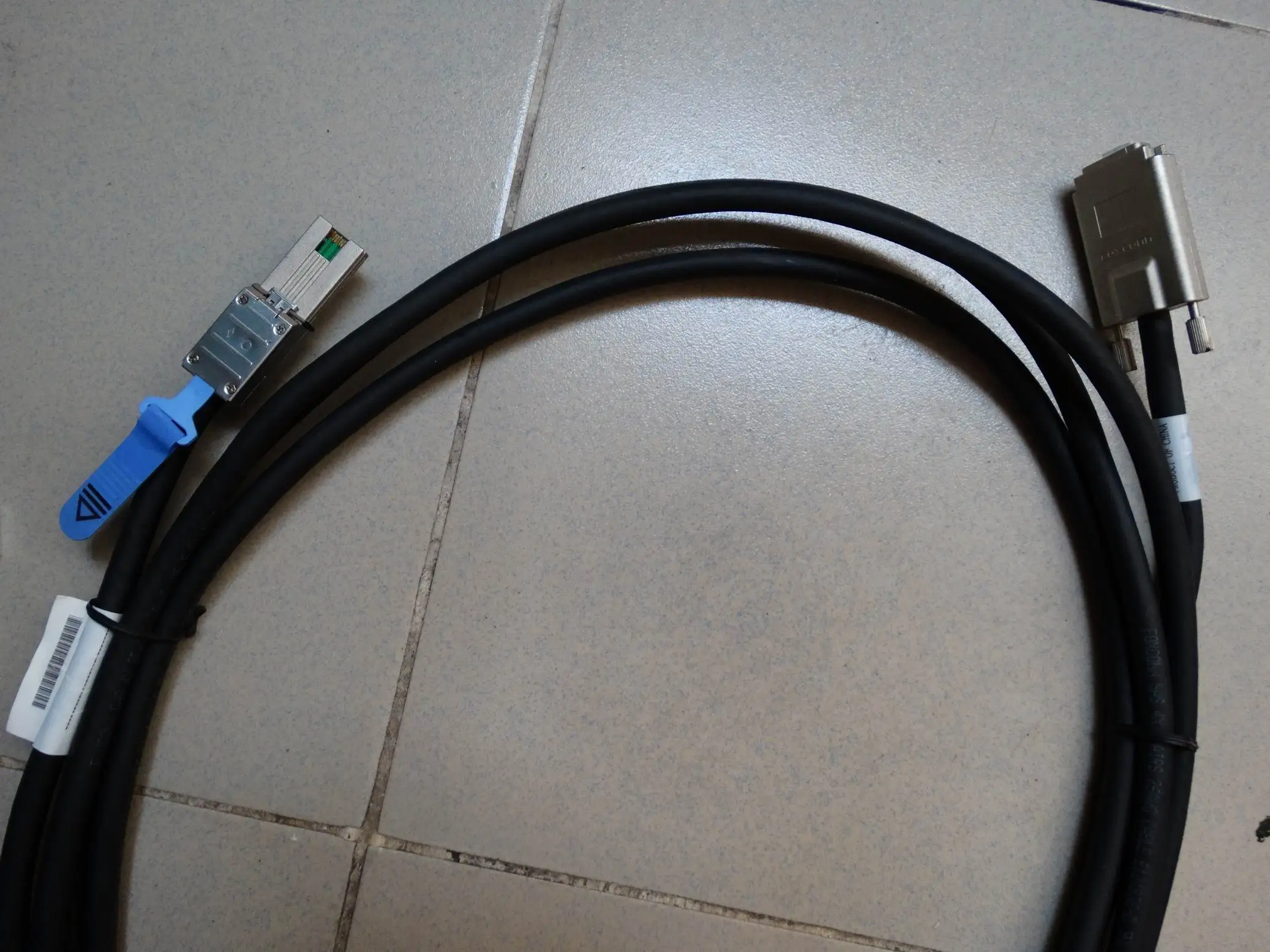 2 Meter Mini SAS SFF-8470 CX4 Infiniband to 8470 CX4 Screw Type