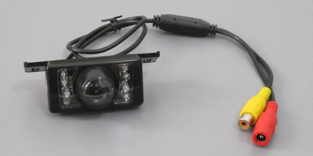 UN-C8007_12