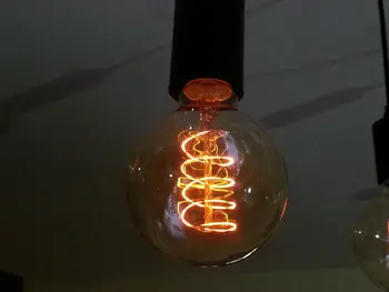 

Edison Vintage Antique Tungsten Filament G80 220V/40W E27 Light Bulb Droplight