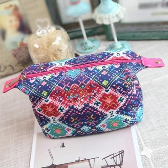 Special Price Genuine Cosmetic Bag Large Capacity Waterproof Portable Storage Retro Cosmetics Bags Makeup Package Toiletry Travel Hot Sale Special Price Genuine Cosmetic Bag Large Capacity Waterproof Portable Storage Retro Cosmetics Bags Makeup Package Toiletry Travel Hot Sale